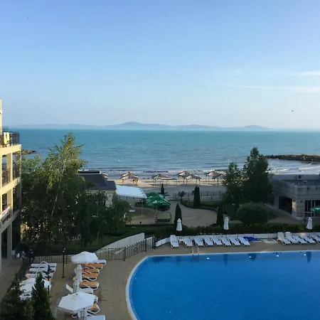 Apartment Първа Линия Апартаменти