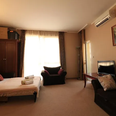 първа линия *