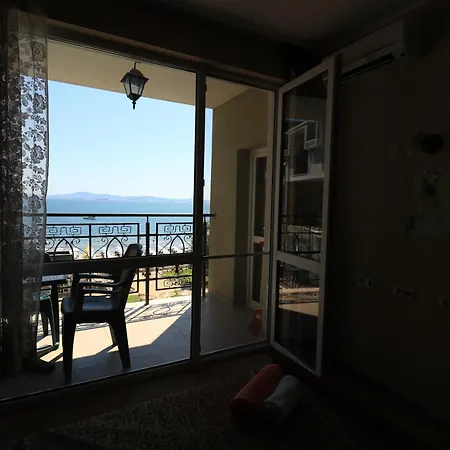 първа линия Apartmán Pomorie