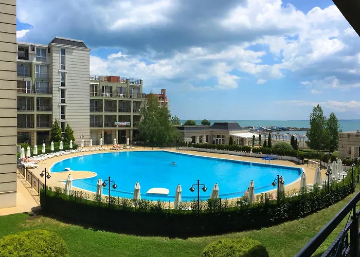 Apartament първа линия *