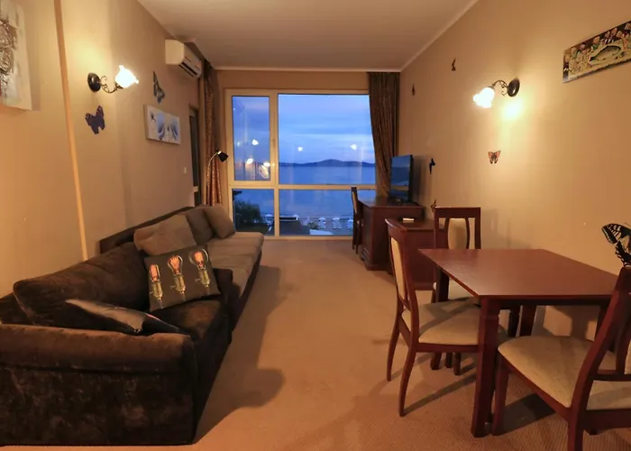 първа линия Apartament Pomorie