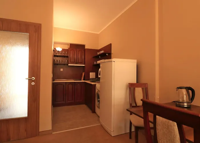 първа линия Pomorie