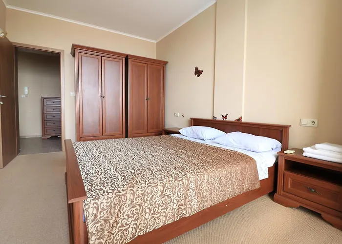 първа линия Apartament *