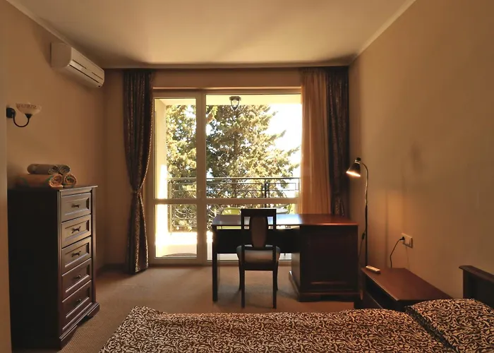 първа линия *