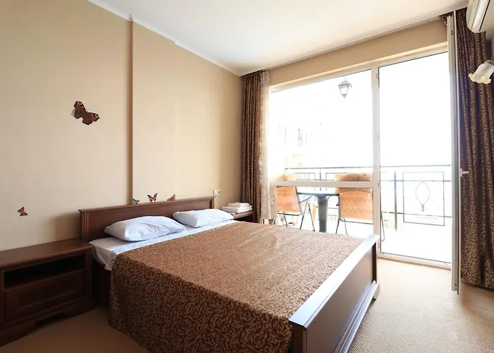 първа линия Apartament *