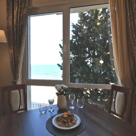 Appartement първа линия Pomorie