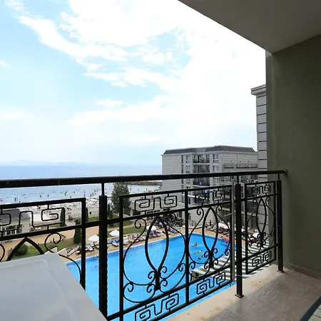 първа линия Appartement