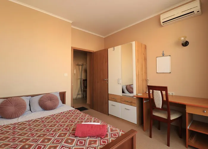 първа линия Апартамент Поморие